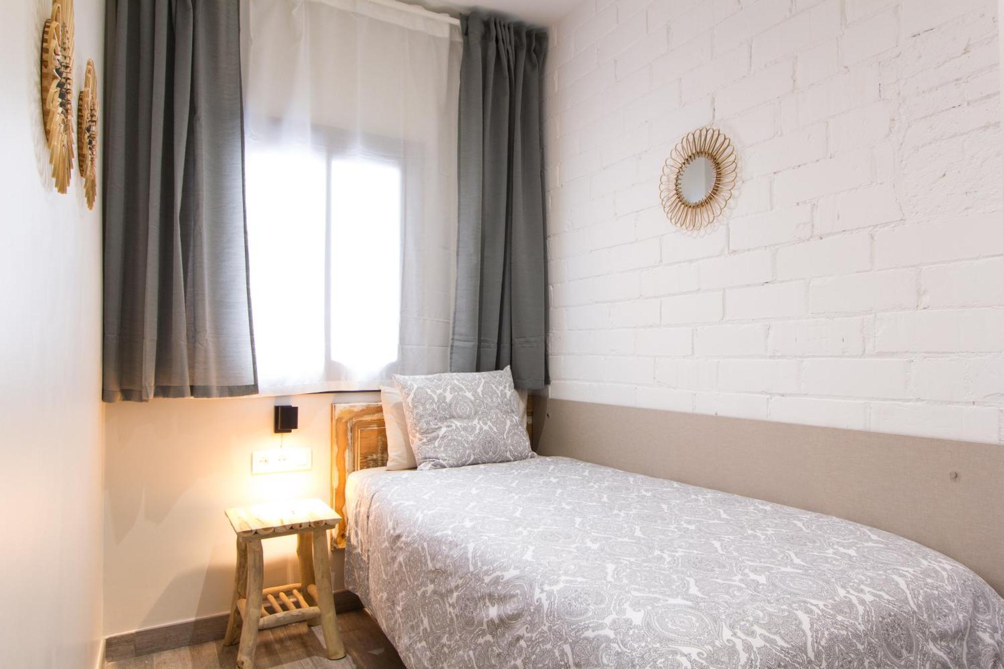 Novus Homes Barcelona Santa Eulalia L'Hospitalet de Llobregat Exterior foto