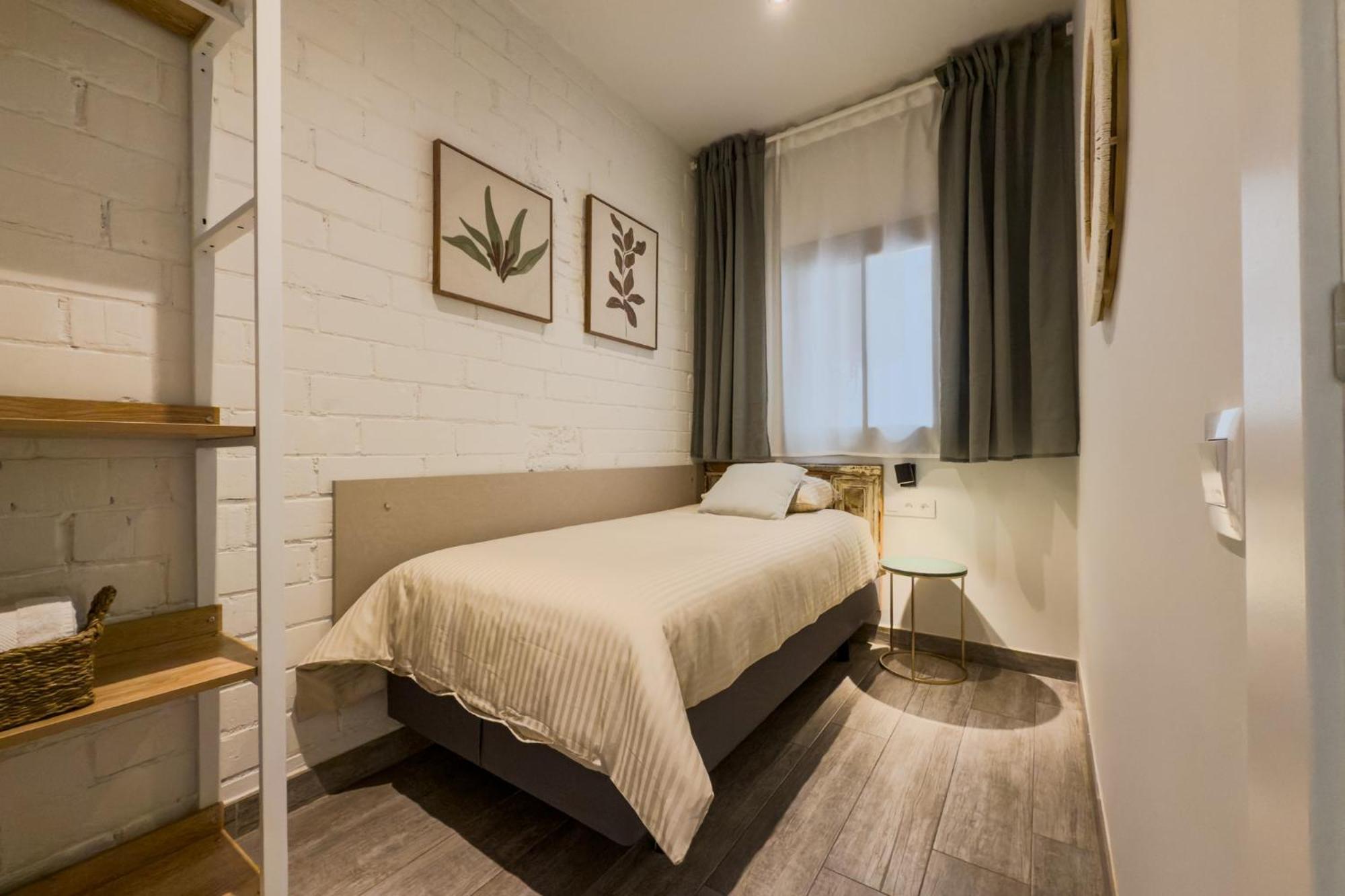 Novus Homes Barcelona Santa Eulalia L'Hospitalet de Llobregat Exterior foto